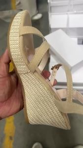 【Free Shipping】In-stock womens fashion wedge sandals for outdoor wear 2025 autumn new model fish mouth cross-strap beach shoes