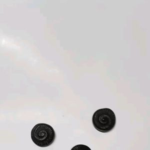 Small saaligramam from India one pcs sizes +/- )