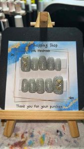 Sale! เล็บปลอมเล็บเจลสีแฟลชติดอะไหล่ ไซส์มืออาชีพ กาวตะไบ กดสั่งแล้วไม่ต้องผ่าตัด ไซส์สั่งงานได้ตามคำปรึกษา