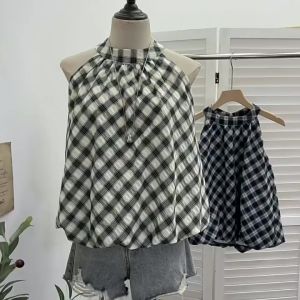 TT66 American Retro Plaid Halter Neck Sleeveless Top Sweet Loose Sleeveless Blouse 美式复古ins挂脖格纹无袖上衣 甜辣妹减龄感格纹宽松吊带背心无袖小衫上衣