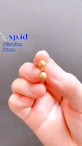 Patam Anting Tusuk Titanium Stainless Steel Bola Pasir Emas Simple Awet Anti Karat Xpid26