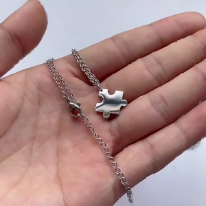 Matching Heart Puzzle Necklaces Elegant Heart Puzzle Couples Necklaces Eye Catching Romance Neck Chain