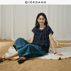 GIORDANO Women Blouses Pleated Round Neck Check Blouses Lightweight Raglan Sleeve Fashionable Casual Loose Blouses 18346224