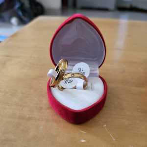 Cincin Emas Anti Karat Cincin Mata Belah CC653/5 Dapat 2 dan box Tunangan Nikah Titanium Stainless Steel Cincin Pria Cincin Wanita Cincin Couple Anti luntur 24 karat