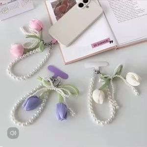 仙女气质郁金香手机链高端珍珠手腕温柔挂链挂饰包包钥匙扣diy挂Fairy temperament tulip mobile phone chain high-end pearl wrist gentle hanging chain hanging decoration bag keychain DIY hanging