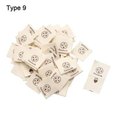 PETIBABY 50PCS DIY ลายการ์ตูน อุปกรณ์ถักทอ จักรเย็บผ้า ป้ายเสื้อผ้าผ้า อุปกรณ์เย็บผ้า ทำด้วยมือด้วยความรัก แท็กเสื้อผ้า