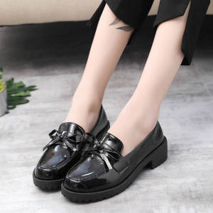 Retro school shoes for womens Shallow mouth bow glossy leather shoes thick heeled thick soled Oxford leather shoes