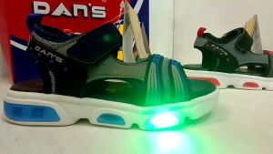 TERBARU SANDAL GUNUNG LAMPU LED BISA NYALA ANAK LAKI-LAKI (DANS) DANS THION TERLARIS TERMURAH TERPOPULER TOP EDISI DAN TETAP YANG TERBAIK