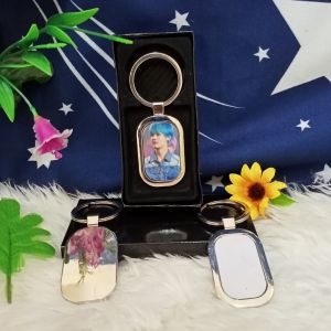 พวงกุญญแจสกรีนรูปภาพ สั่งสกรีนได้ พร้อมกรอบใส่หรู พร้อมส่ง