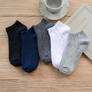 CHAINSTORE 5 pairs of Korean mens solid color socks ankle cut socks