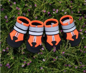 PC-868-1 รองเท้าสุนัขสัตว์เลี้ยงขนาดกลาง และขนาดใหญ่ กันลื่น กันน้ำ มีแถบสะท้อนแสง ราคาถูก พร้อมส่ง⛸️