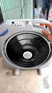 xả kho đầu hè quạt hộp cánh 400.quạt để bàn.quạt để giường.quạt tản cánh 400.quạt tản.quạt tản đổ tự ngắt an toan cho trẻ em và người già