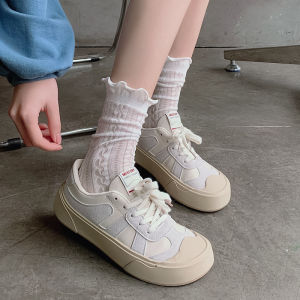 Fashione Living <จัดส่งจากกรุงเทพฯ> ถุงน่องผู้หญิงญี่ปุ่น สีขาว แถบหยัก สำหรับนักเรียน น่ารัก ทันสมัย ​​อเนกประสงค์ นุ่ม ระบายอากาศได้ดี ดูดซับเหงื่อ และไม่อับชื้นที่เท้า