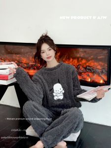 เสื้อผ้าที่บ้านที่อบอุ่น ชุดผ้าฝ้าย ฤดูใบไม้ร่วงและฤดูหนาว สวมชุดนอนกํามะหยี่ปะการังแขนยาวหนา ผู้หญิงนุ่ม