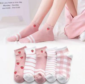 Goodluck 5 pairs 1 bag strawberry pink socks Women Ladies socks set