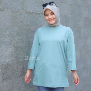 Kaos Basic Sage Oversize Panjang Lengan 7/8 Belah Pinggir Atasan Wanita Muslimah Jumbo Hijab Style