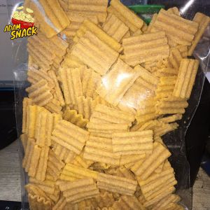 KERIPIK KENTANG 190GR JAGUNG BAKAR DAN BALADO