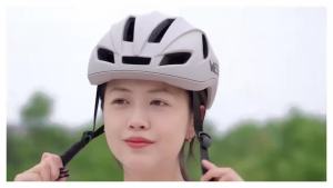 WEST BIKING Cycling Helmet Men Women Streamline Integrally-molded Adjustable Helmet Men Women Bicycle Helmet With Taillight