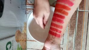 son gấc màu hồng đào son gấc được sản xuất tại Việt Nam . từ các nguyên liệu thiên nhiên . ko chì lì màu ko thâm môi dùng thử e tin chắc chắn các chị sẽ hài lòng