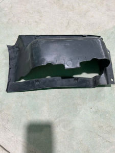 HÀNG XỊN] Bậc/bệ bước chân (bậc lên xuống) xe MITSUBISHI FUSO CANTER 1T9 - 3T5 đời cũ 4 đèn vuông giá 1 bên hoặc nguyên cặp