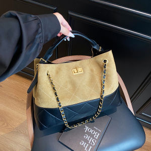 [Candy style] retro deerskin velvet portable commuter bag womens versatile new trendy fashion tote bag large capacity messenger bag