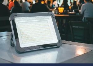 ไฟโซล่าเซลล์กลางแจ้งแบบแม่เหล็ก IP68 กันน้ำ กันฟ้าผ่า โซล่าแสงสีขาว ไฟถนน เซ็นเซอร์ Solar Light โซล่าเซลล์ ไฟสปอร์ตไลท์ LED