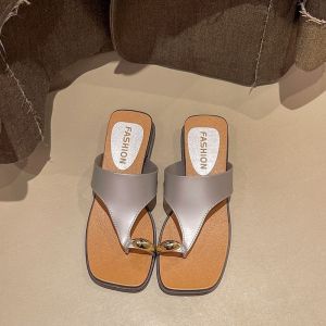 Free Shipping Thick-Soled Flip-Flops Fashionable And Versatile Perfect For Wearing Outdoors Beach Trends Light Luxury And A High-End Feel Wedge-Heeled Sandals
