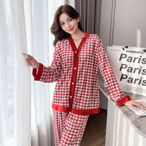 [SIZE M - 2XL] CP Mall [New Arrival] [Premium Quality] Velvet Modern Collection Essentials Women Baju Tidur Long Sleeve Deep V Collar Colours Printed Pyjamas Sets with Long Pant - S1324 (with 3 Colours optional) Baju Tidur Wanita Sleepwear