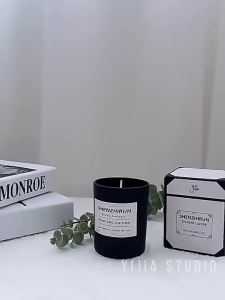 High uality  Glass Candle Jars with Bamboo Wood Lids for Wedding and Mothers Day Candle Making