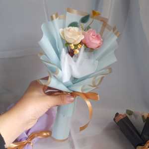 Hand Bouquet Double Roses/Buket Mawar 2 tangkai size S/Free Kardus Packing