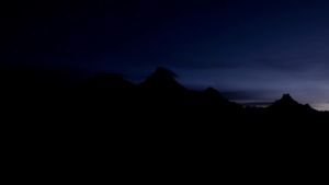 Quality Explorer Pen 2020: Frosted Stainless Steel Fountain Pen Set