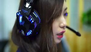 Colorful RGB Gaming Headset Wired Earphone With Mic Noise Reduction For PC Laptop Computer