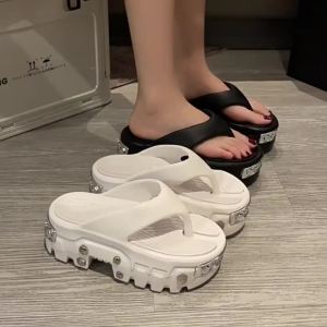 [Free Shipping] Paris-Style Thick-Soled Flip-Flops For Women Summer Outdoor Wear EVA Height-Increasing Sandals MenS Style Trendy