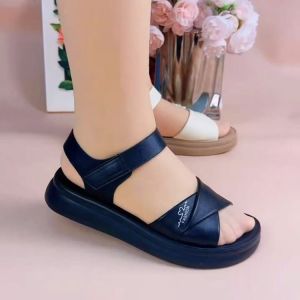 [Free Shipping] Soft-Soled Flat Sandals For Women Summer 2026 New Style Comfortable Lightweight And Non-Slip Suitable For Middle-Aged And Elderly Women