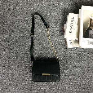 KEYLA SLINGBAG MINIMALIS / TAS SELEMPANG DAN BAHU MURAH