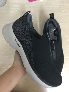 Giày chạy bộ Ske.chers Gowalk 6 Cho Nam màu đen trắng