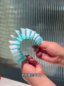 3Pcs Flexible Bendable Cleaning Brush With Soft Bristles Random Color Ergonomic Antislip Handle Home Car Accessories