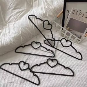 10PCS Love Shape Cute Creative Non-Slip Clothes Hanger Wardrobe Storage Closet Organizer