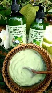 Kem xả ủ tóc Bưởi - Dừa non ( tặng mũ trùm tóc ngẫu nhiên)