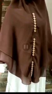 (COD) JUMBO KHIMAR 2 LAYER SWAROSKI HIJAB INSTAN AISYABANA CERUTY Syari Lembut Jilbab Ped Athem JILBAB KHIMAR EMAS AISYAHBANA EMAS CHIFFON CERRUTY 2 LAYER KERUDUNG INSTAN  Khimar Syari Jumbo Ped Hijab Instan Termurah Jilbab kekinian Fasion Musim