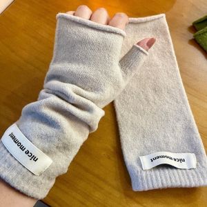 MUQZI Co giãn mềm mại Găng tay dệt kim không ngón Ấm áp và dày dặn Cashmere giả Găng tay giữ ấm Mới Màu đơn sắc Găng tay nửa ngón Mùa đông