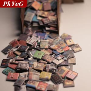 [COD] PkYeG หนังสือบ้านตุ๊กตาขนาดเล็ก200ชิ้นอุปกรณ์เสริมชั้นหนังสือความวิตกกังวลอุปกรณ์เสริมหนังสือขนาดเล็กสำหรับตกแต่งบ้านตุ๊กตาขนาดเล็ก