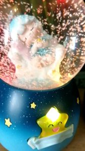 Kotak Musik Baby / Hadiah ultah anak /Kado baby shower / Snowball romantis/ music box pengantar tidur / Snow globe / musik Beethoven fur Elise Canon in D / castle in the sky Vinvin Pink Store/