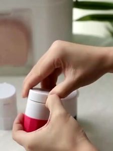 Grinder/ alat penggiling penghalus obat pil multifungsi 4 in 1/ kotak tempat obat/ tabblet cutter crusher/ medicine storage