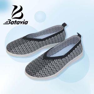 Batavia 2025 A172 terbaru Sepatu Flat Terbang Tenunan Sepatu Wanita Bertumit Rendah Nyaman Sepatu Kerja Slip-On Sepatu Bernapas dan Ringan