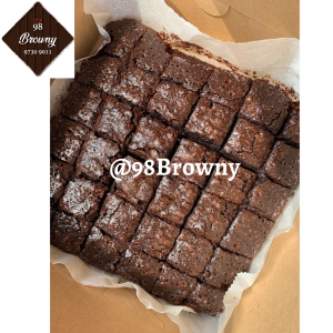 SELF COLLECTION at Kim Tian Road OR Pasir Ris Home Made Fudgy Moist Chocolate Chip Brownies Local SG Based