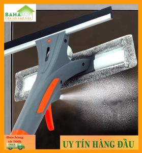 CÂY LAU KÍNH 3 TRONG 1 (XỊT NƯỚC - GẠT BỤI - LAU KHÔ) BAHAMAR rất tiện dụng khi tích hợp cả bình xịt gắn vào đầu cây lau có gạt kính và bông lau đồ