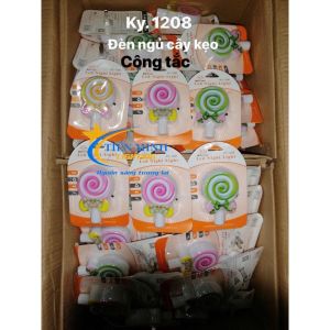 (GIAO MÀU NGẪU NHIÊN) ĐÈN NGỦ HÌNH CÂY KẸO DỄ THƯƠNG ÁNH SÁNG DỊU NHẸ CHO PHÒNG NGỦ