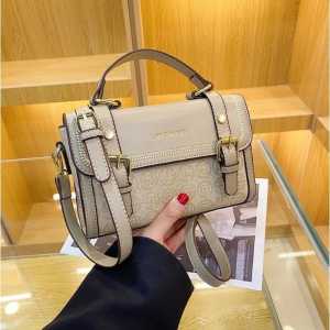 TAS IMPORT WANITA KEKINIAN/TAS GROSIR/TAS WANITA SELEMPANG/TAS BAHU WANITA/