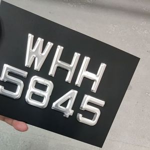 PLATE NOMBOR KETUK BESI Putih (sticker nombor depan Free 1pc)